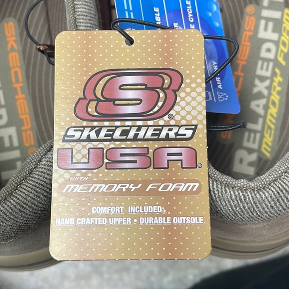 Skechers memory foam loafer for men. - Picture 7 of 9